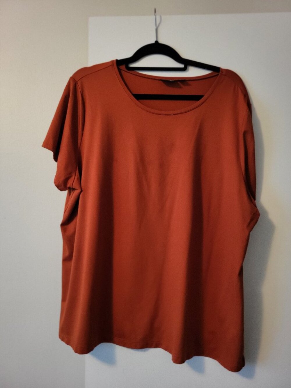 CLEARANCE FINAL MARKDOWN  - East 5th Essentials Women’s Top Size 3X